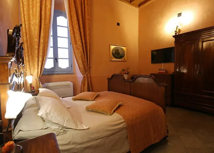 Palazzo Del Vicere