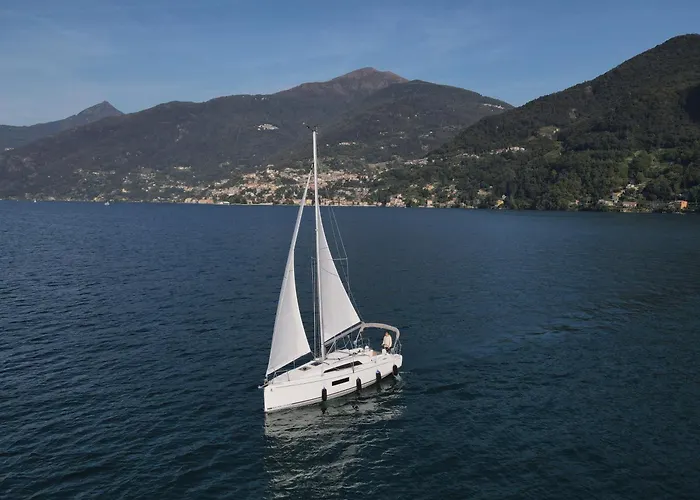 Palazzo Del Vicere 4* Lezzeno
