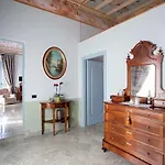 Appart hôtel Palazzo Del Vicerè Lezzeno