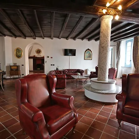 Palazzo Del Vicere 4*