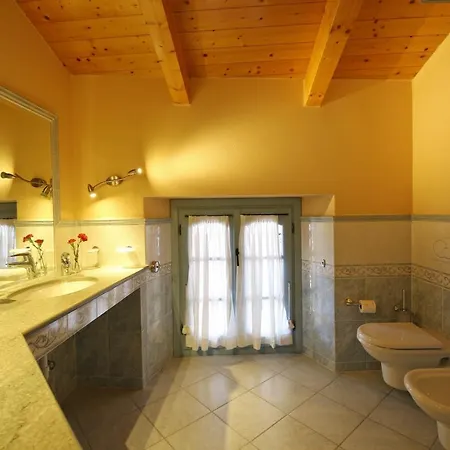 Palazzo Del Vicere 4* Lezzeno
