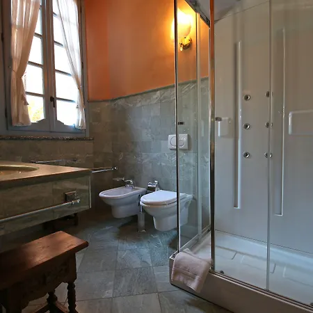 شقة فندقية Palazzo Del Vicere 4*