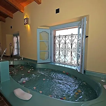 Palazzo Del Vicere 4* Lezzeno