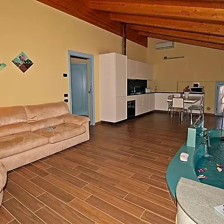 Palazzo Del Vicere 아파트호텔 4*
