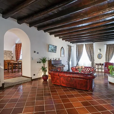 Palazzo Del Vicere 아파트호텔