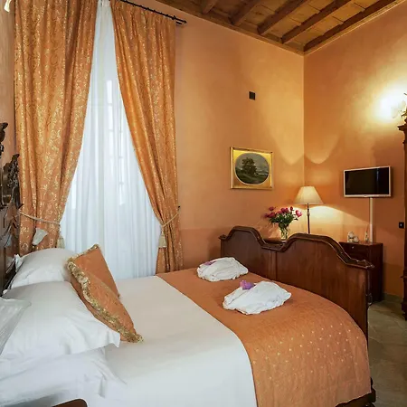 Palazzo Del Vicere 4*