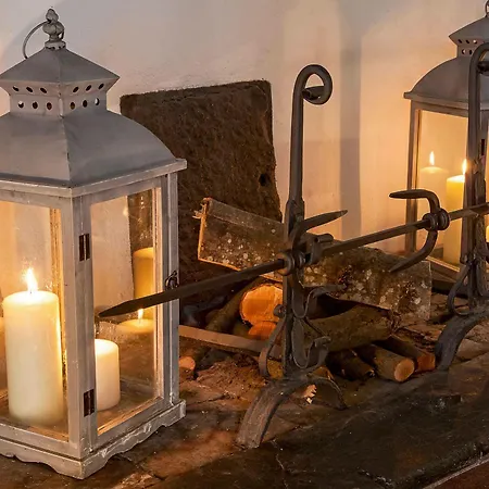 Aparthotel Palazzo Del Vice Re Lezzeno