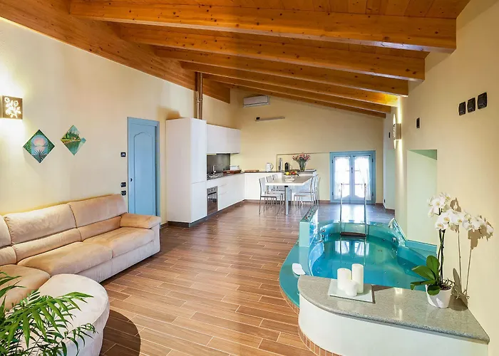 Palazzo Del Vicere 4*