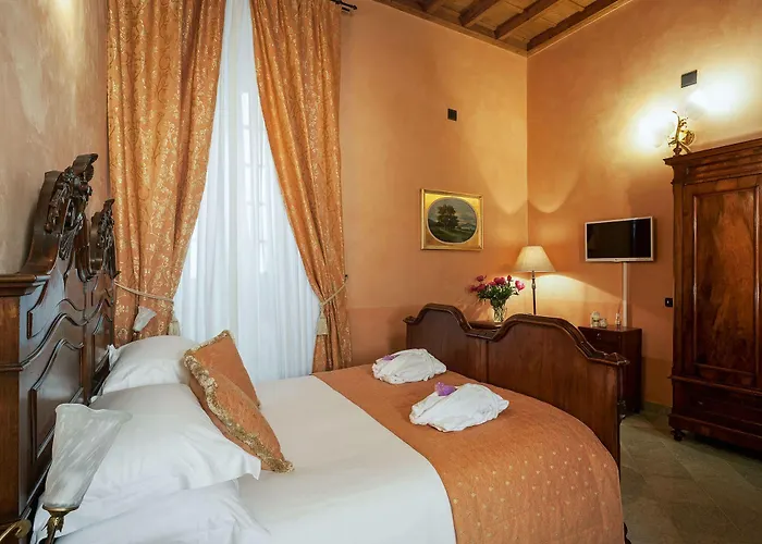 Palazzo Del Vicere 4*