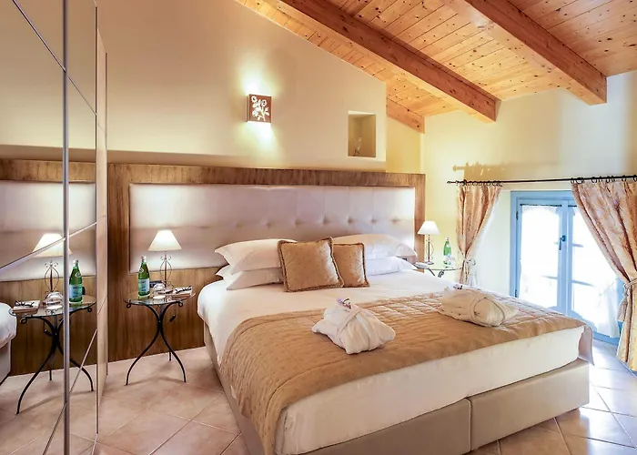 Апарт-отель Palazzo Del Vicere Лезено