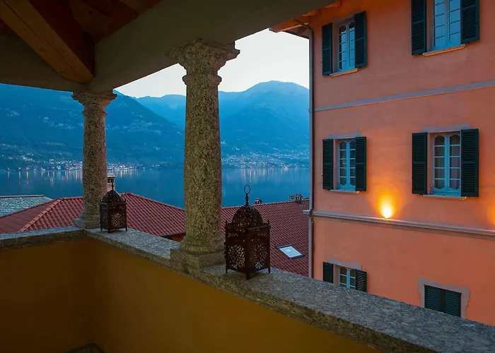 Palazzo Del Vicere 4*