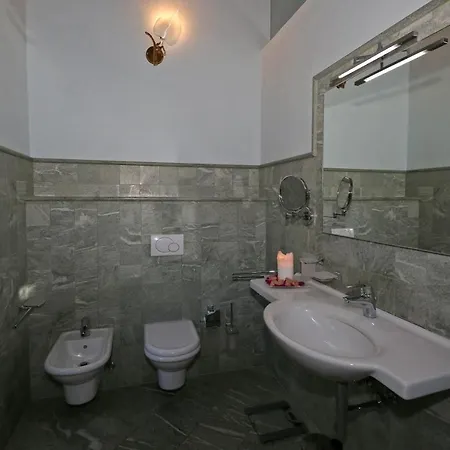 Palazzo Del Vicere Apart Otel *