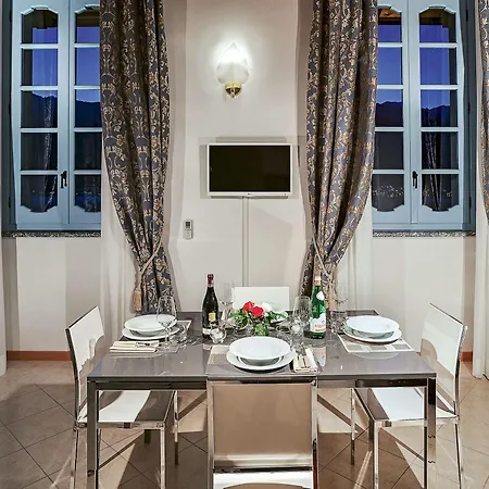 Palazzo Del Vicere Aparthotel 4*