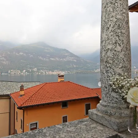 アパートホテル Palazzo Del Vicere 4*