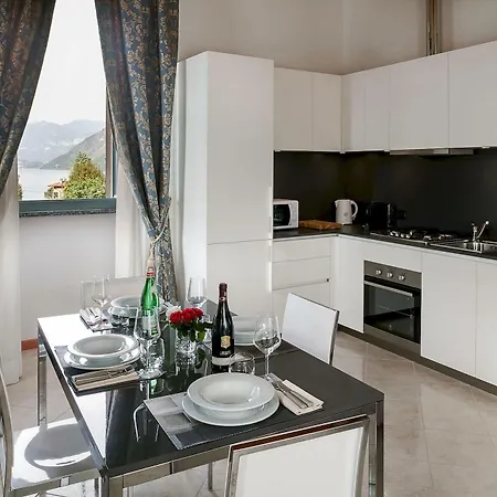 Palazzo Del Vicere 4*